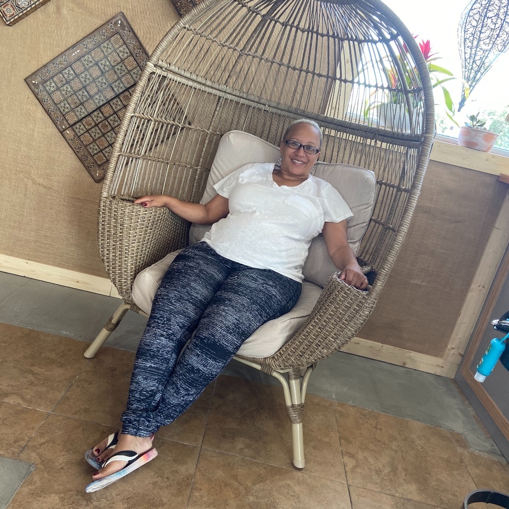 Meet your Posher, Sandra